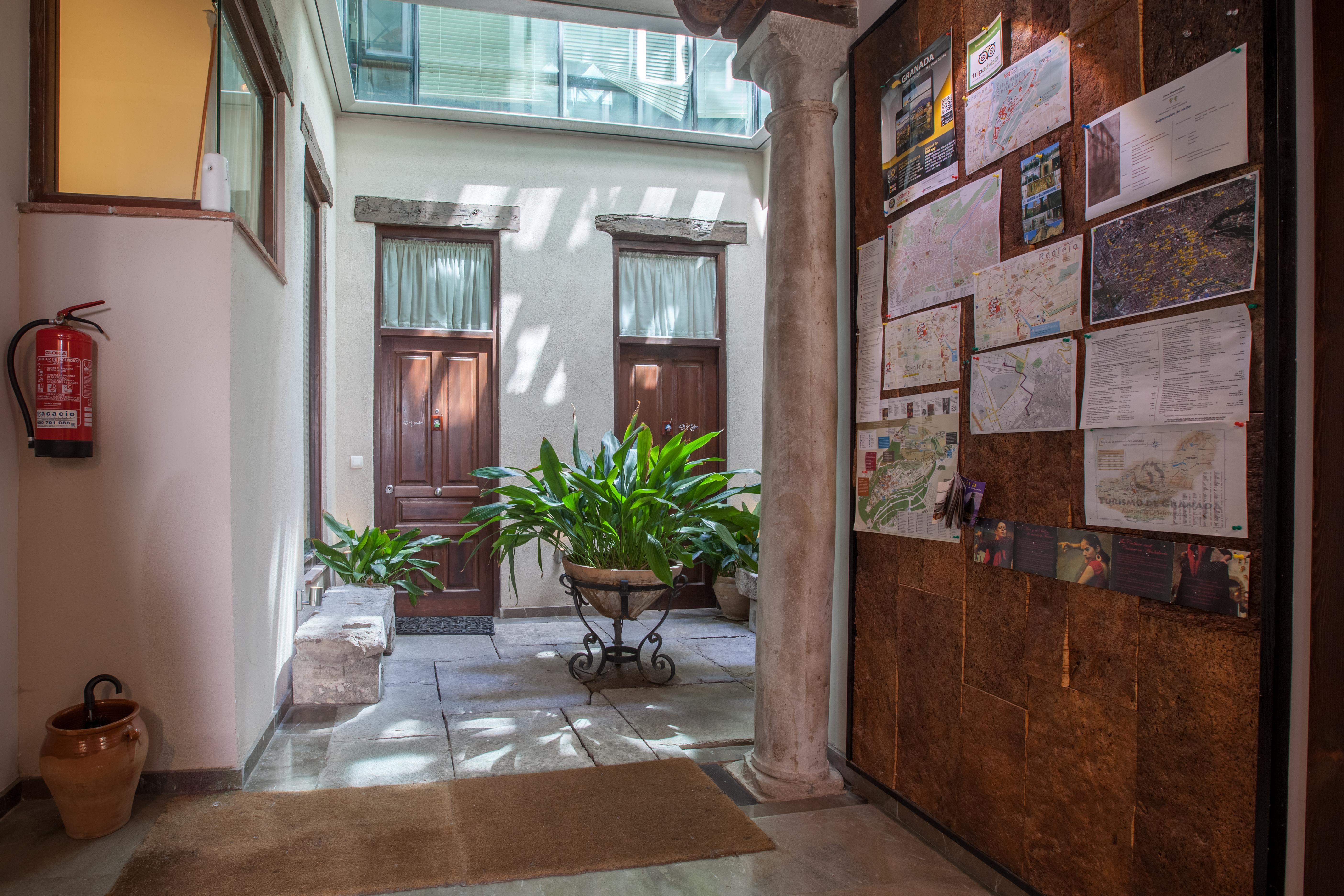 Casa Montalban Apartamentos Turisticos Granada Eksteriør billede
